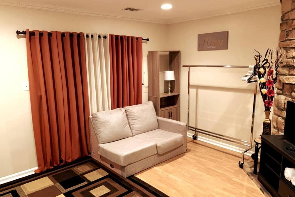 Modern Comfort Stays Alexandria Bagian luar foto