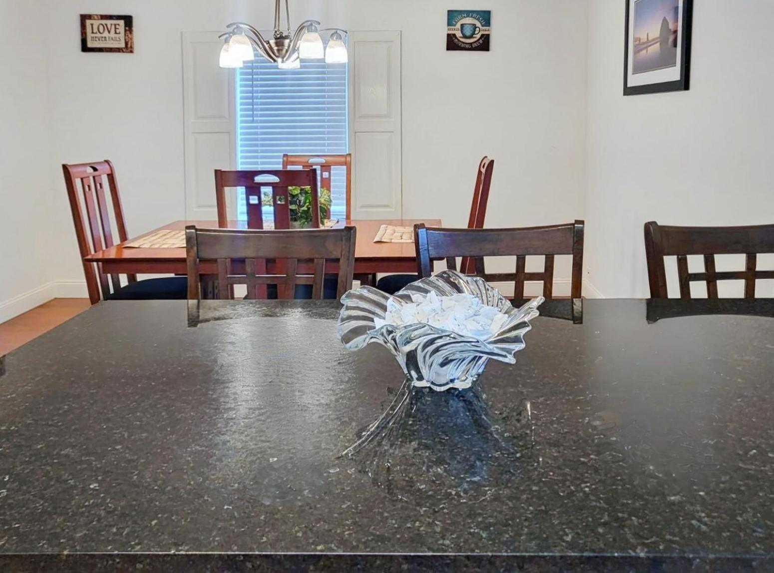 Modern Comfort Stays Alexandria Bagian luar foto